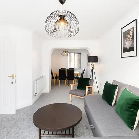Newly Renovated - 4 Bedroom Anchor House - Close To Jq, Birmingham City Centre - Groups & Contractors Экстерьер фото