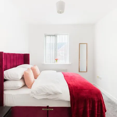 Newly Renovated - 4 Bedroom Anchor House - Close To Jq, Birmingham City Centre - Groups & Contractors Экстерьер фото
