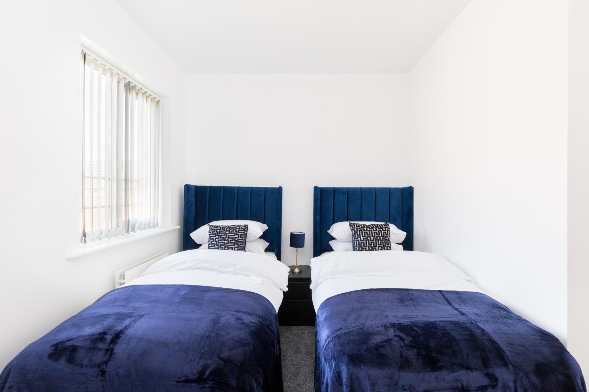 Holiday home Newly Renovated - 4 Bedroom Anchor House - Close To Jq, Centre - Groups & Contractors Birmingham