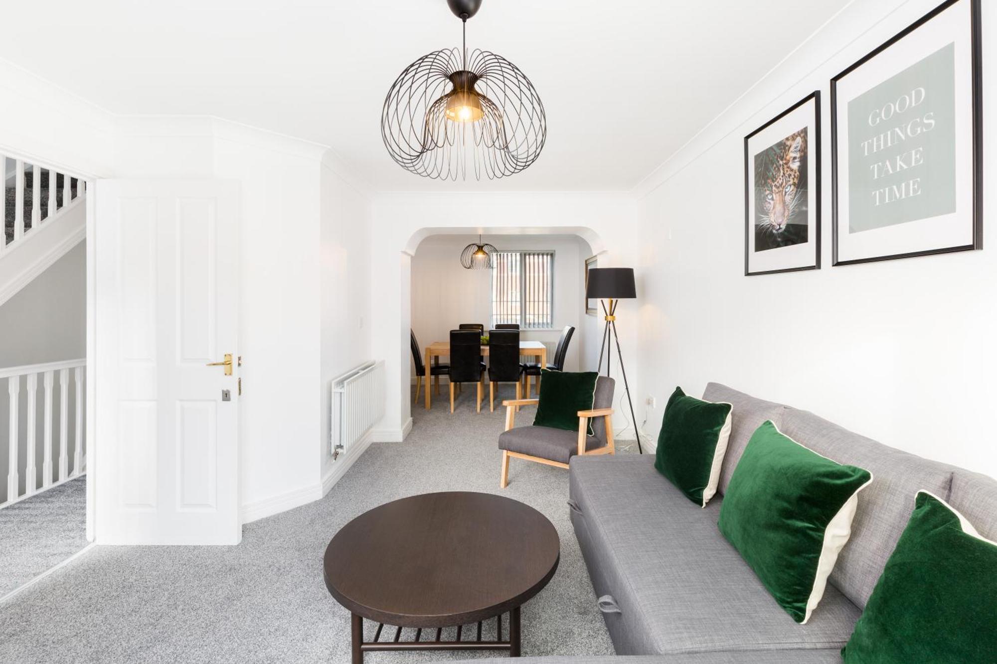 Newly Renovated - 4 Bedroom Anchor House - Close To Jq, Centre - Groups & Contractors * Birmingham