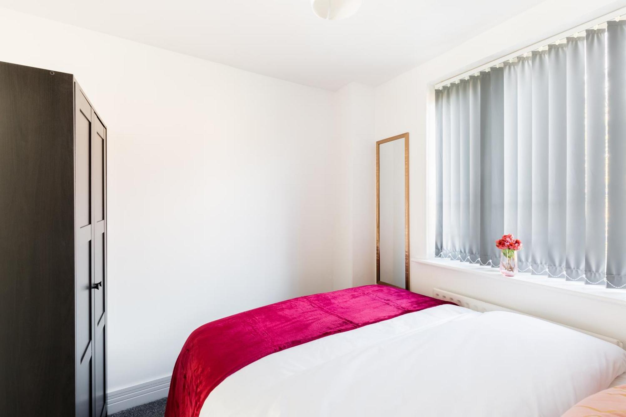Newly Renovated - 4 Bedroom Anchor House - Close To Jq, Centre - Groups & Contractors Дом отдыха Бирмингем